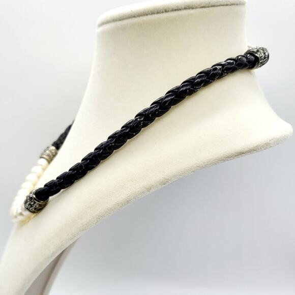 Black Faux Leather Woven Rope Imitation Pearl Closure Choker Necklace Unbranded - Picture 4 of 10